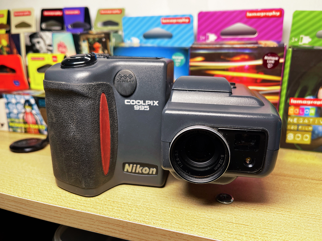 Nikon COOLPIX 995 这台相机的外观